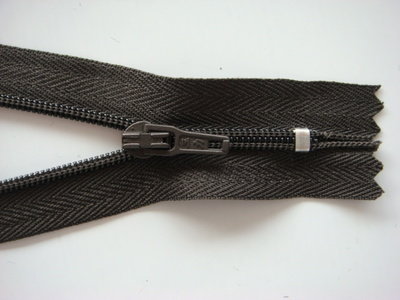 【拉鏈行業(yè)領(lǐng)導(dǎo)力品牌 重慶穿心拉鎖價格 產(chǎn)品遍布全球】價格,廠家,圖片,拉鏈,三力(福建)拉鏈-